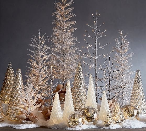 Lit snow crystal christmas tree decorations