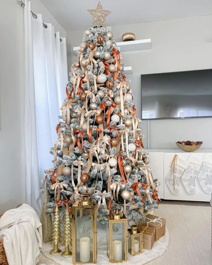 Modern Christmas Tree