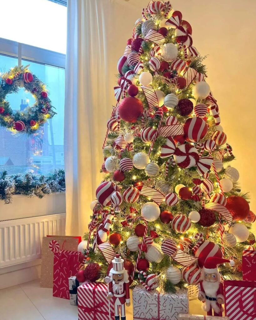 Red Candy Velvet Ribbon Christmas Tree