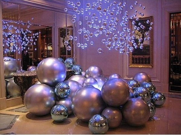 Silver Baloon Garland