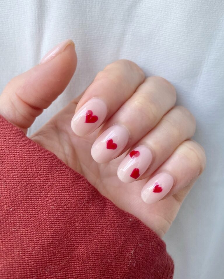 10 Pink Valentine Nails