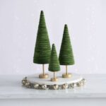 5 DIY Velvet Ribbon Christmas Tree Decor