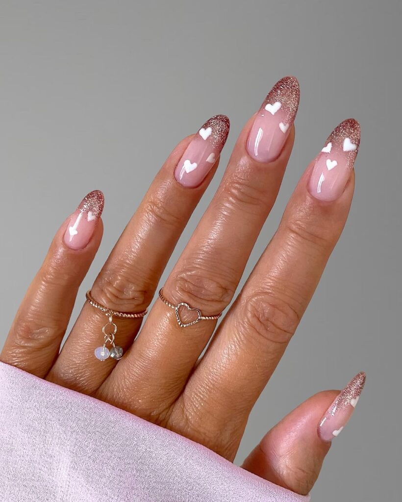 Gilter Almond Nails