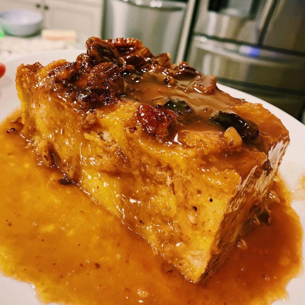 Pumpkin spice bread pudding
