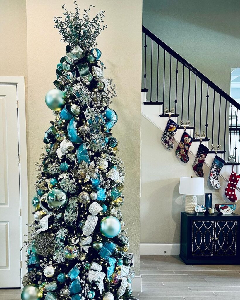 Turquoise Velvet Ribbon Christmas Tree