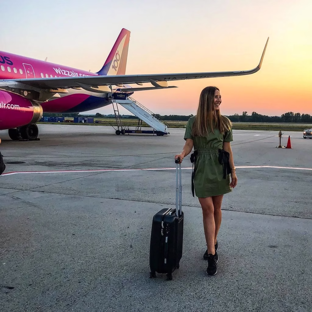 Travel in Style Summer Airport Outfits That Will Make You Stand Out
